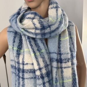 Old Navy Blue and White Scarf